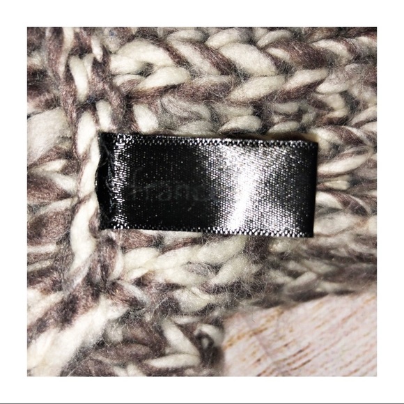 Francescas Brown and Cream infinity scarf - Picture 4 of 6